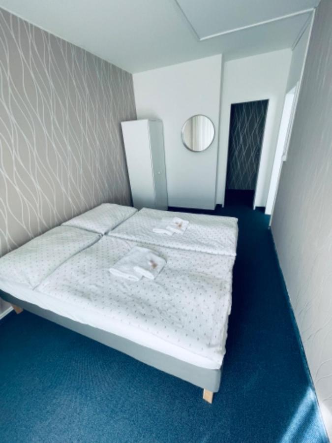 Apartmany Bryksova ปราก ภายนอก รูปภาพ