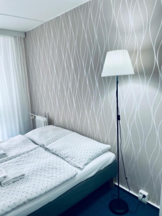 Apartmany Bryksova ปราก ภายนอก รูปภาพ