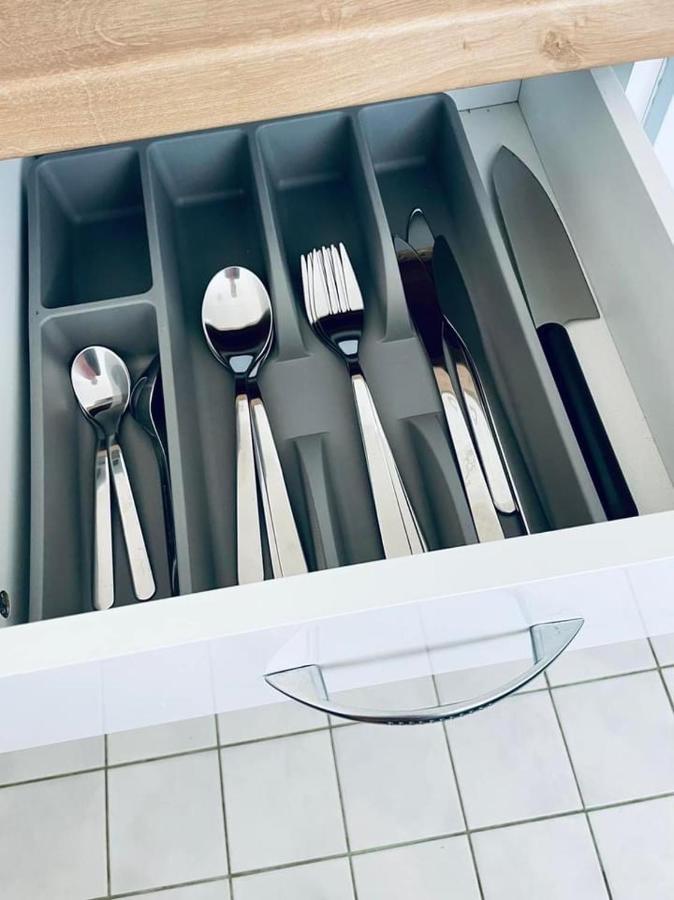 Apartmany Bryksova ปราก ภายนอก รูปภาพ